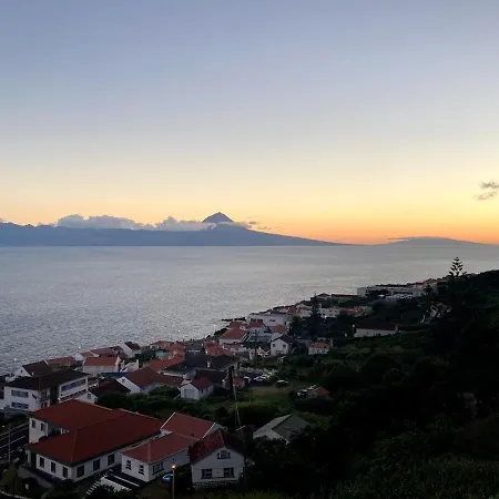 A Casa Da Lara בית אירוח Calheta (Azores)